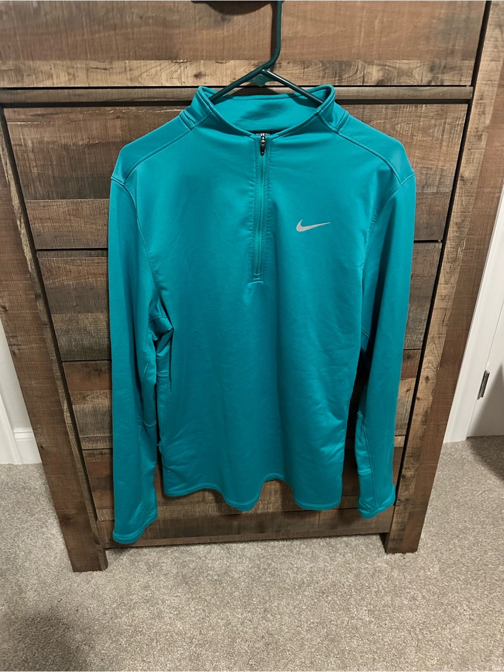 Nike women’s  Teal Half-Zip Performance Pullover